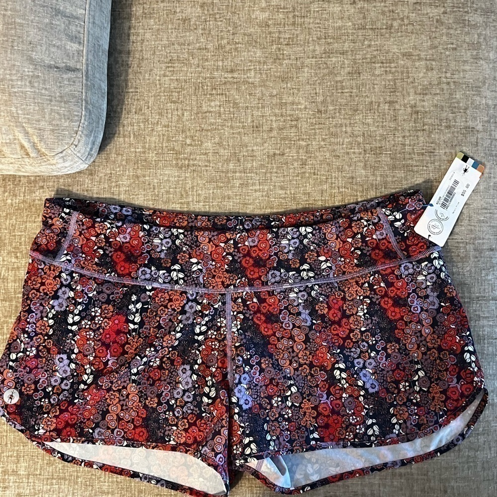 Smartwool Women's Active Lined Short - Picture 2 of 7